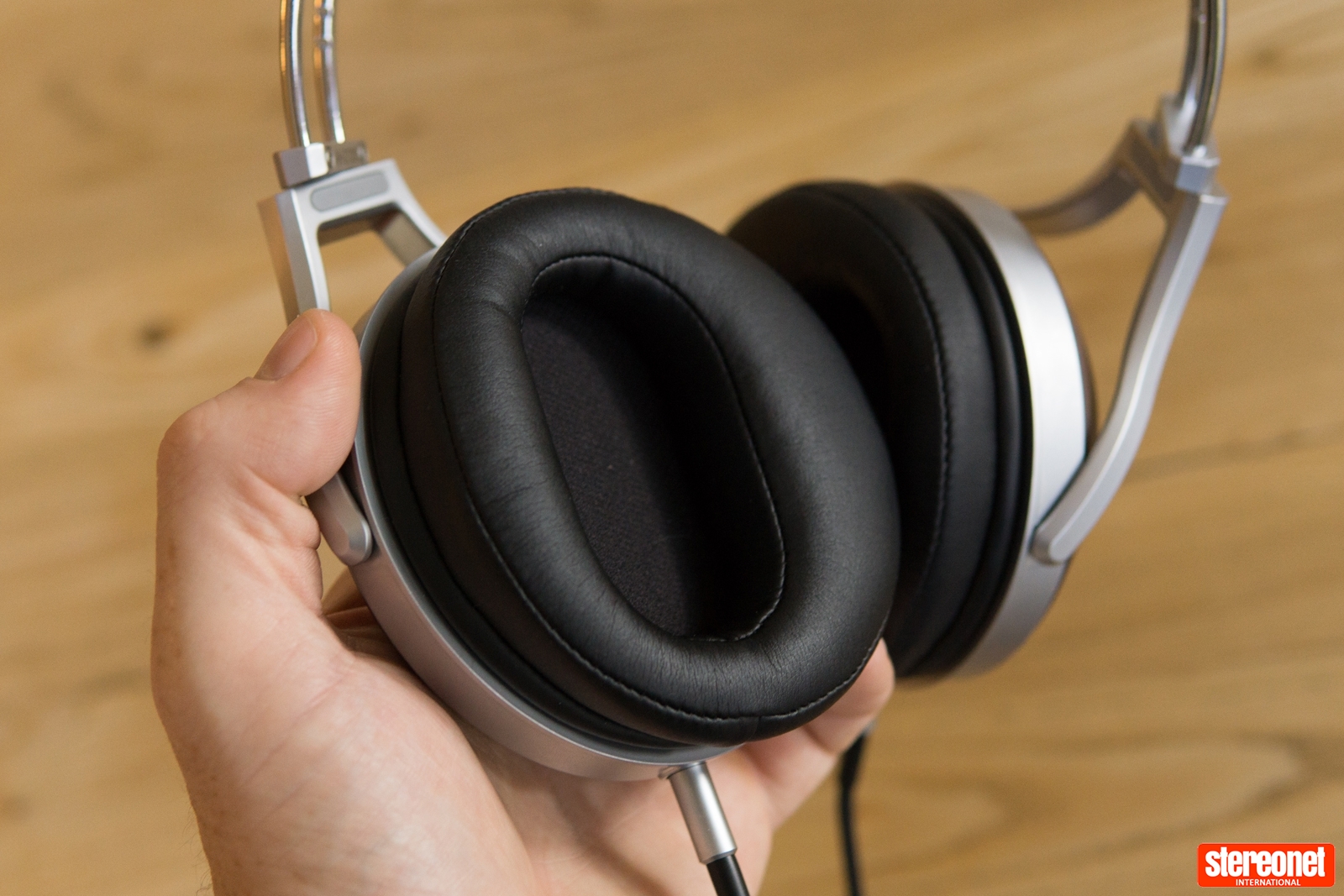 Denon AH-D7200 Over-ear Headphones Review | StereoNET Australia | Hi-Fi  news and reviews