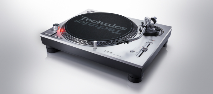 Technics Announces SL-1200MK7 Silver Edition Turntable