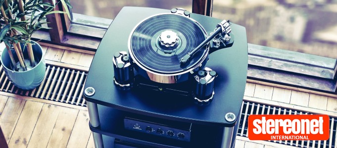 AVID Turntables, Amps, Arms and Carts at Richer Sounds