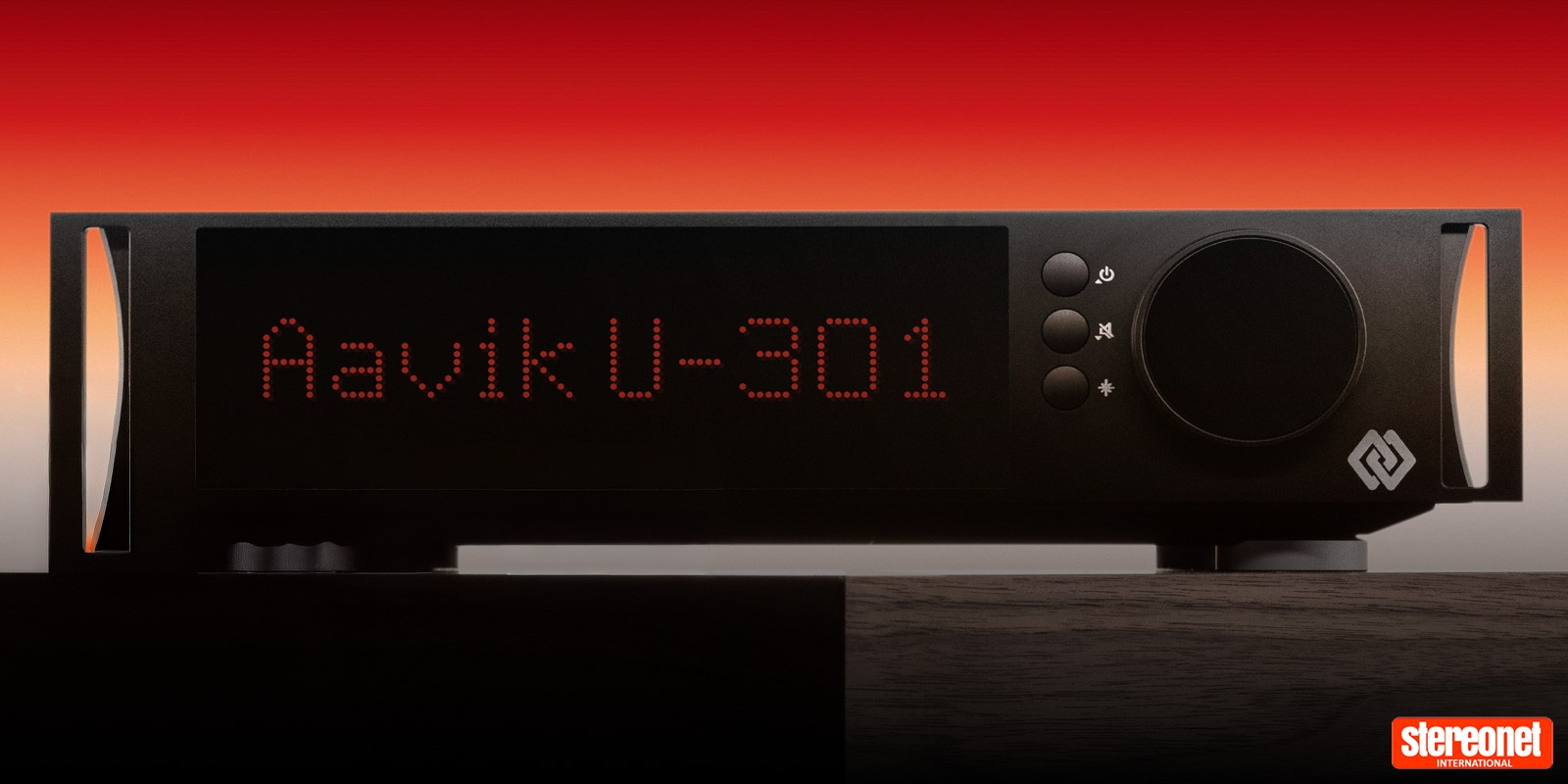 Aavik U-301 Unity Amplifier Packs Streaming And 300W