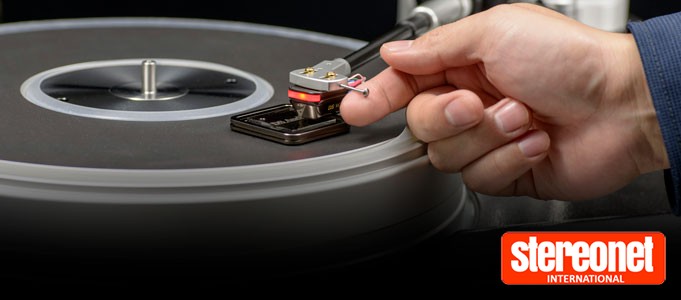 DS AUDIO KEEPS YOUR STYLUS CLEAN