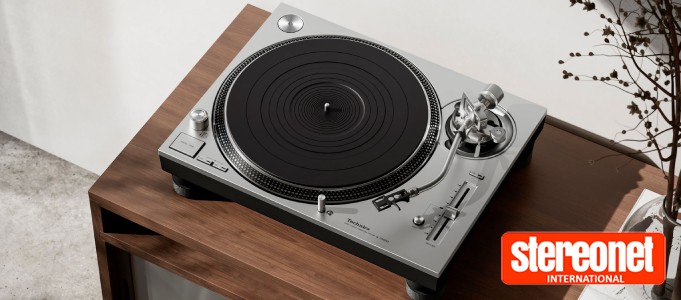 Technics SL-1200GR2 and SL-1210GR2 Turntables Boast Digital Tech