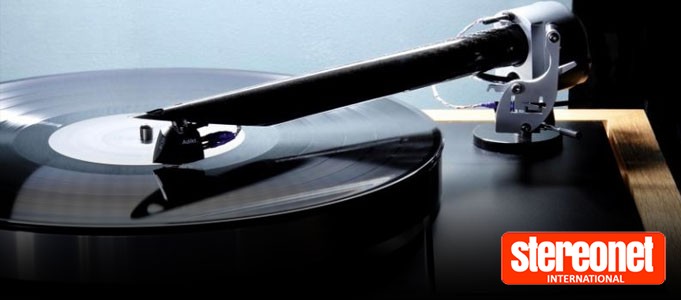 THE WAND TONEARM WAVES ITS MAGIC IN THE UK
