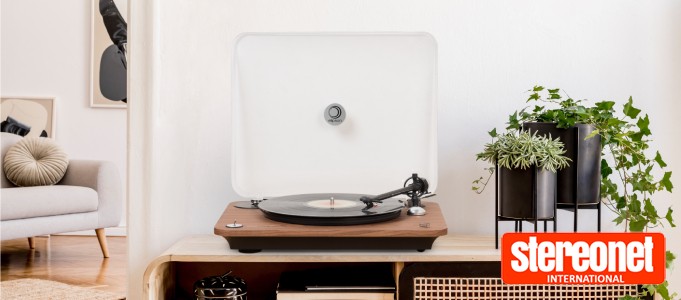 Elipson Chroma 400 Turntables Get Wood