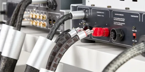 in-akustik Reference AIR Speaker Cables Now Better Connected