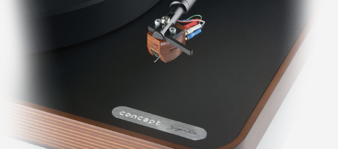 Clearaudio Concept Signature Turntable Your Way