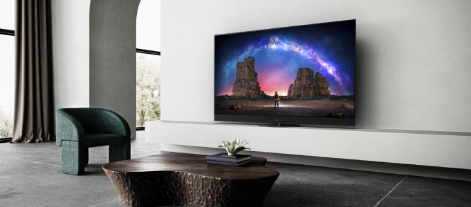 Can Panasonic’s LZ2000 OLED TV Please Gamers and Movie Fans?